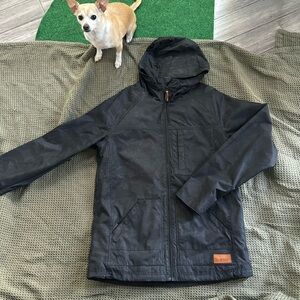 Men’s Oakley ski/snowboard jacket. 10k rated.